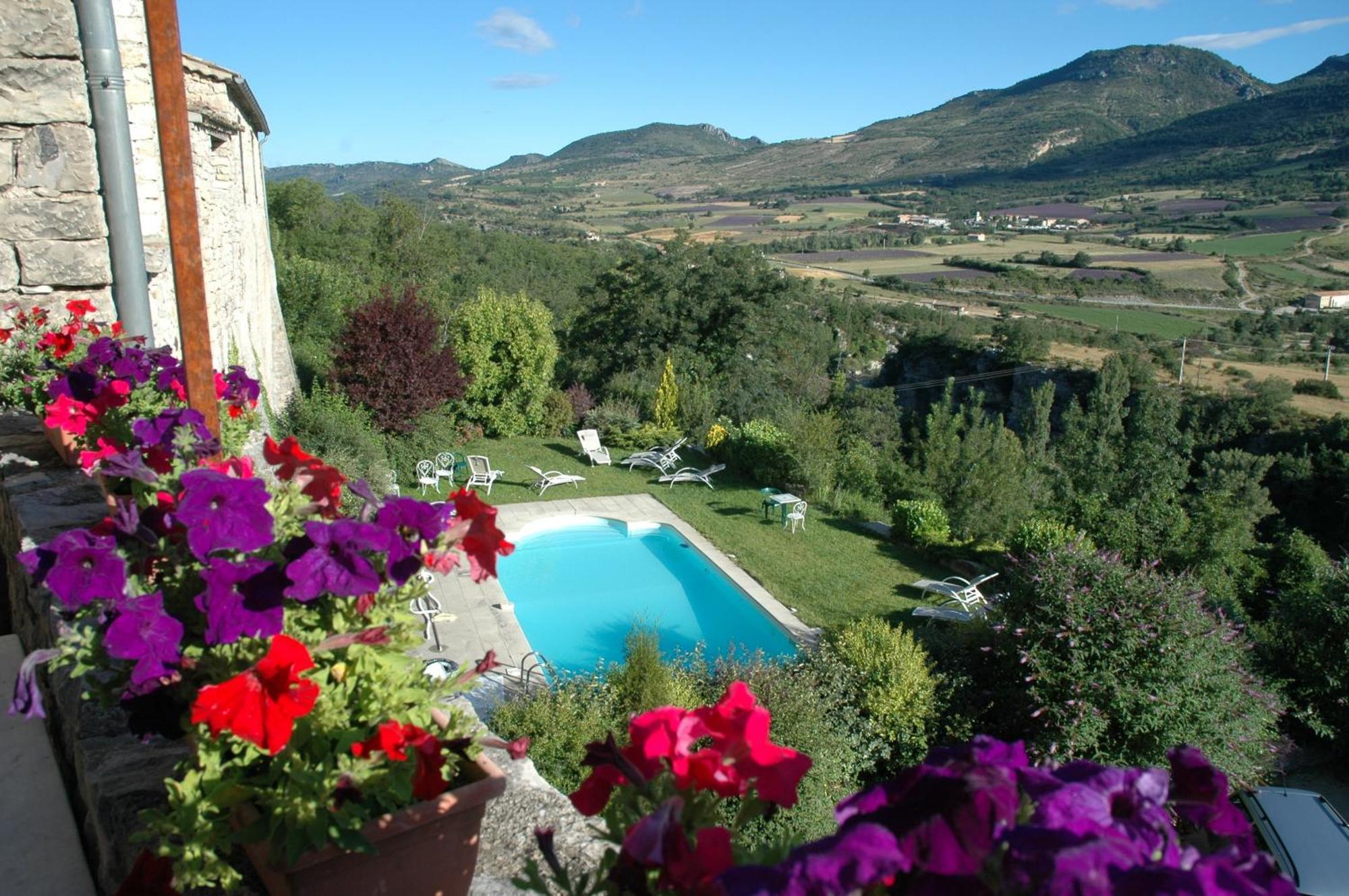 La Claveliere Otel Saint-Auban-sur-lʼOuvèze Dış mekan fotoğraf