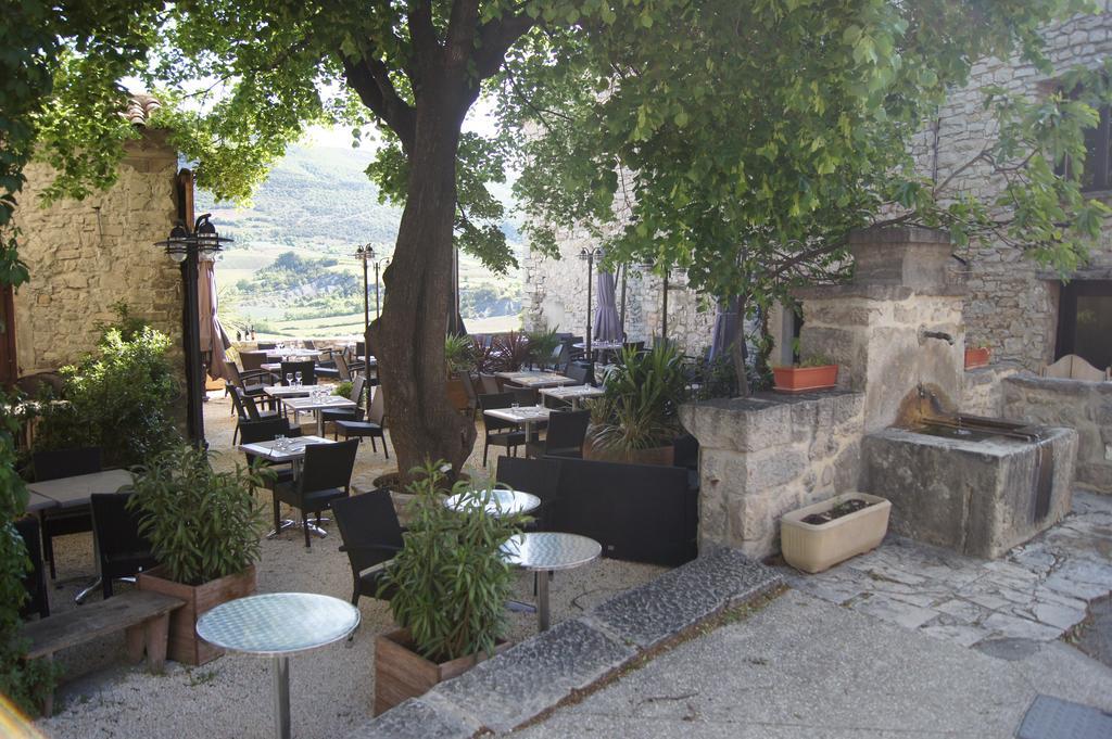 La Claveliere Otel Saint-Auban-sur-lʼOuvèze Dış mekan fotoğraf